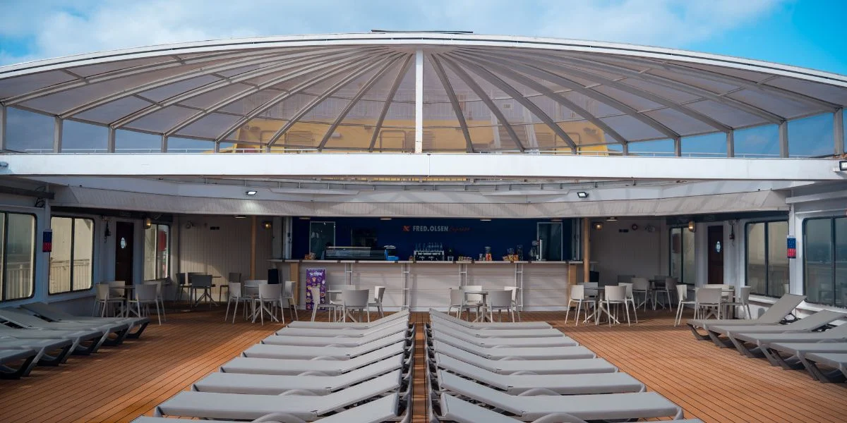Bar terraza del Buenavista Express