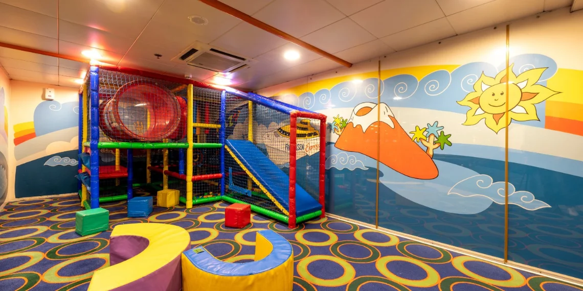 Parque infantil del fast ferry Benchijigua Express