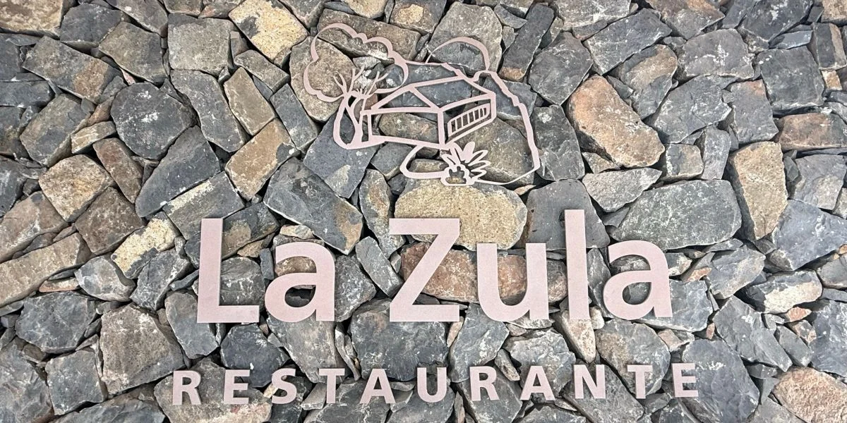 La Zula Restaurant Logo