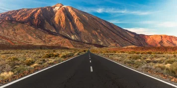 Carretera de Tenerife de camino al Teide