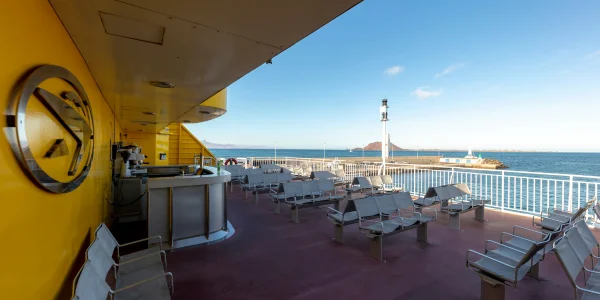 Terraza exterior del Bocayna Express