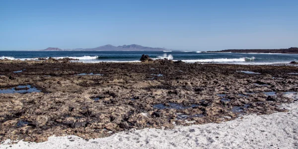 Detalle de las piedras de Popcorn Beach en la Playa de Las Palomitas, Fuerteventura