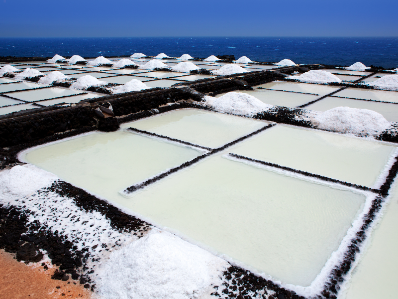 Salinas de La Palma: tradición, paisaje volcánico y mar Atlántico.