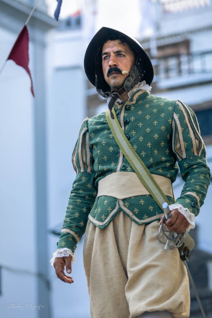 Actor representando el Día del Corsario