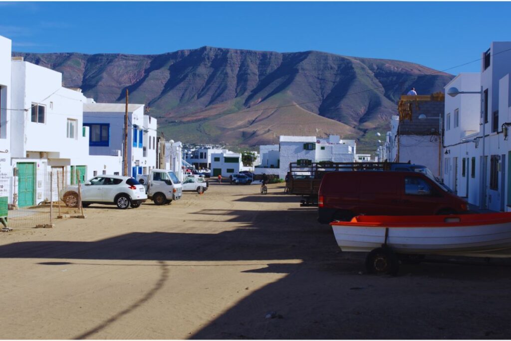 Entrada del pueblo Caleta de Famara