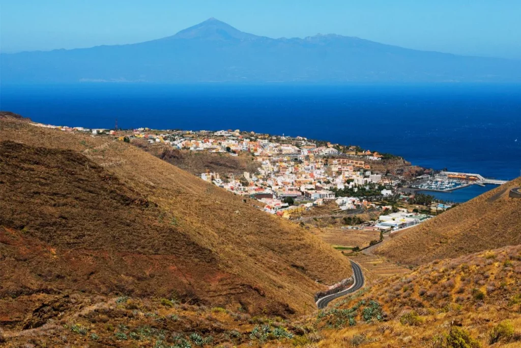 Vista de San Sebastián y Tenerife