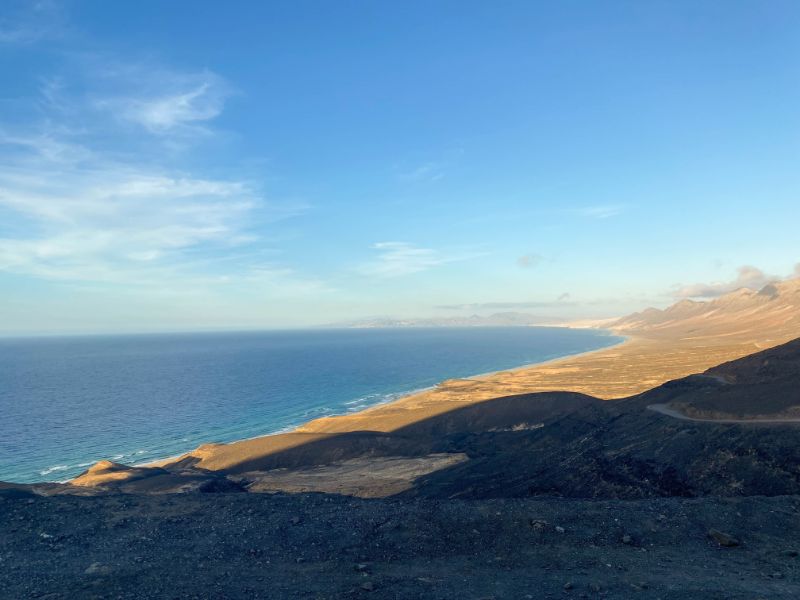 Vista de la playa de Cofete desde las montañas de Jandía