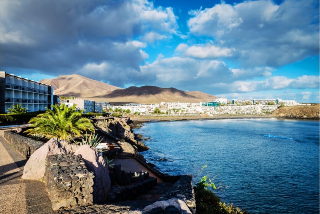 Paseo marítimo de Playa Blanca