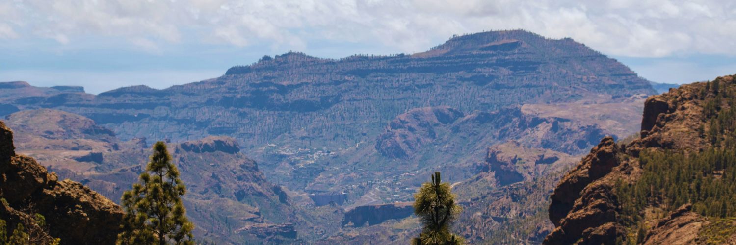 Vista panorámica de montañas en Gran Canaria